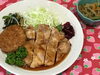 「本日のAランチは　チキン照り焼きとコロッケです！」