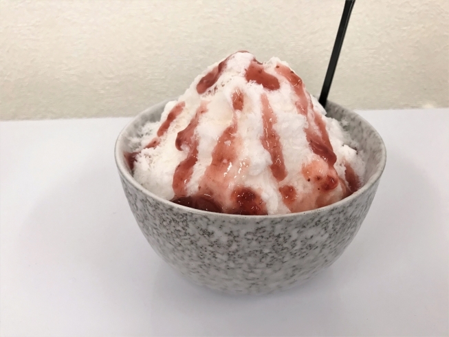 「タピオカカフェ４周年記念に8/28～31の4日間、スノーアイスを100円引きの380円でやってます。」