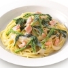 ほうれん草とサーモンのクリームソースパスタ