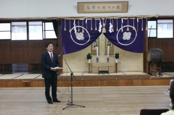 市川薫　伊丹市議の来賓挨拶<br>市川さんは剣道七段で伊丹市剣道協会理事長です。