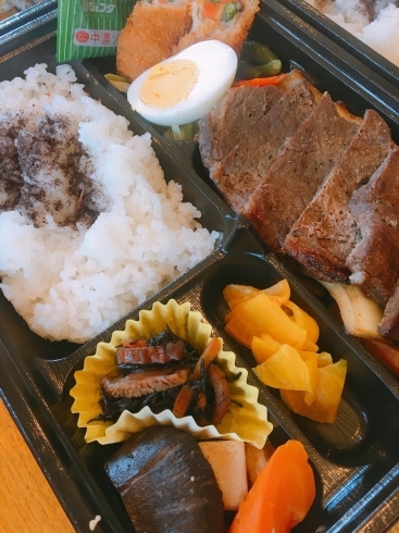 特注ステーキ弁当「肉巻きかき揚げ弁当あります！今日も手作り樹神亭の弁当販売場所はこちら！安城市、碧南市にて販売中」