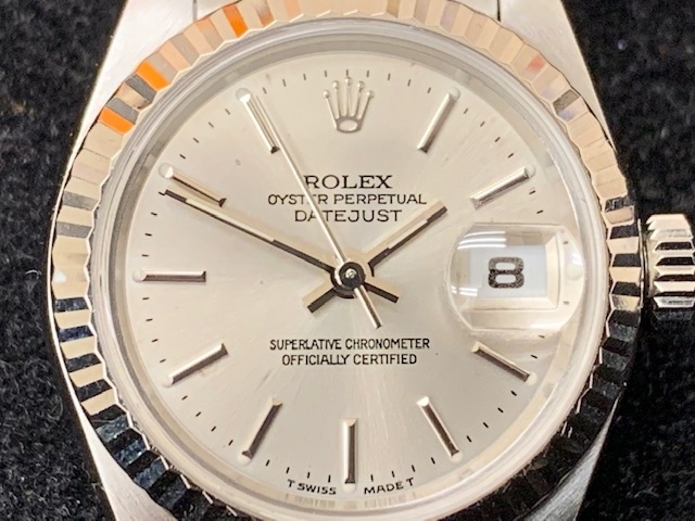 ロレックスの買取は当店へ　アンティークもOKです「ロレックス　ROLEX　腕時計　デイトジャスト　69174　高価買取りさせて頂きました。　腕時計「お売り下さい」　　中が見える安心の当店「買取りと査定」は「チケット大黒屋」金町北口店」