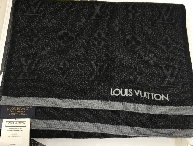 LOUIS VUITTON マフラー「LOUIS  VUITTON 高価買取　中山南口の買取専門店「おたからや　中山南口店」」