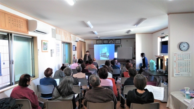 「先日、四條畷市中野新町自治会主催のセミナーで講師をしました！！　高住センターから、老人ホームに関するセミナー報告です。」