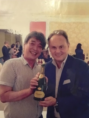 フェッラーリ社長と一緒に「世界が認めたイタリア最高峰の泡　フェッラーリ社オマージュで乾杯しませんか？」