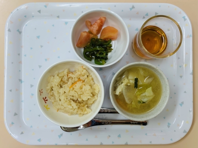 「今日の給食(谷史季保育園) 12月17日」