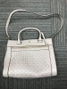 「ケイトスペード　kate spade 2WAYバッグ　ハンドバッグ　ショルダーバッグ　白　横浜　買取　高価買取　横浜駅買取無料　横浜鶴屋町の買取専門店「おたからや　横浜本店」　電話相談無料＆査定無料♪」