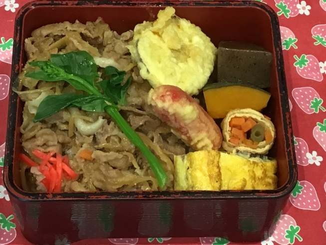 「本日のAランチは　豚肉の彩り弁当」