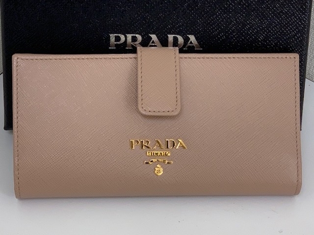 Prada サフィアーノレザー 財布 - rehda.com