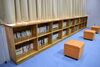 セミナールーム「セミナールームで図書閲覧できます」