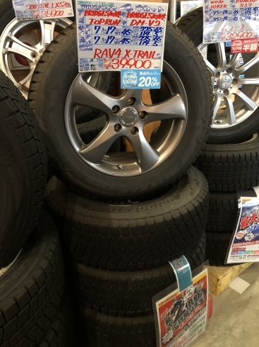 「【中古タイヤ】225/65R17 102Q スタッドレス4本セット 2016年式  ￥39,900」