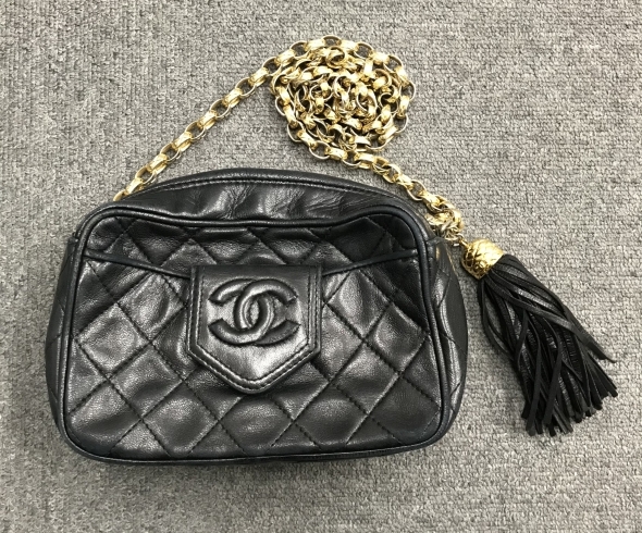 CHANEL チェーンショルダーバッグ　フリンジ「CHANEL チェーンショルダーバッグ高価買取 鶴ヶ峰の買取専門店「おたからや　鶴ヶ峰店」」