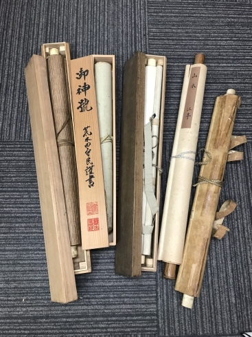 「掛け軸　骨董品　作家　無名　美術品　横浜駅　買取　【高価買取】神奈川区横浜駅の買取専門店「おたからや　横浜本店」電話相談無料＆査定無料」