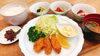 「2/8(月)〜今週のおすすめランチ【カキフライと地産野菜の彩り小鉢】」