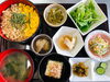 元気・健康になる 麹漬け鳥の二色丼「元気・健康になる 麹漬け鳥の二色丼　南区で腸活ランチが食べられる古民家カフェ」