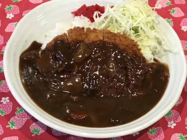 「本日のAランチは　カツカレーです！」