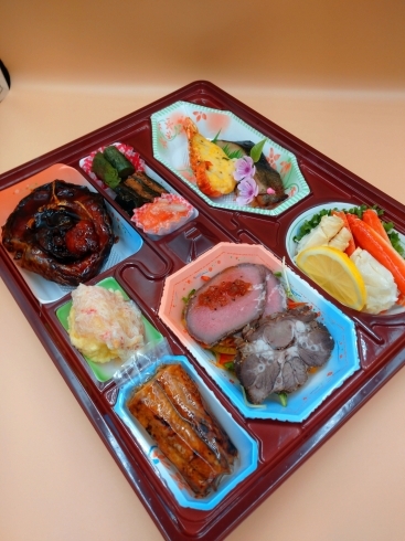 「折詰め　お弁当♪」