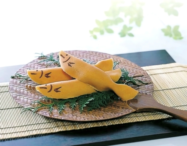 「岐阜の代表銘菓「若鮎」。金蝶園が作る鮎菓子を4月10日より販売開始致します。」