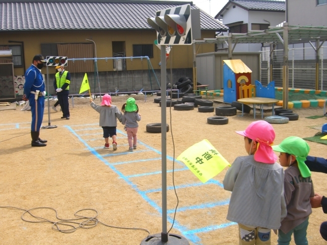 「市内各所で交通安全運動を実施中です！！」