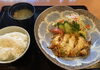 「本日のおすすめランチは「チキンのチーズ焼き」」