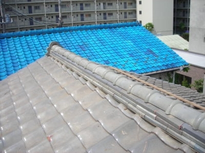 屋根葺き替え工事のお見積りは時間をかけてゆっくりと「屋根にはご注意下さい！」