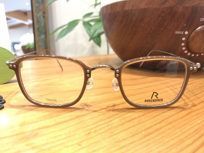 ドイツの老舗メーカー　ローデンストック社製フレーム「初めての遠近両用メガネ」
