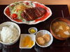 「池田産の新鮮野菜と味噌カツを一緒に味わう味噌カツ定食がおすすめ。」