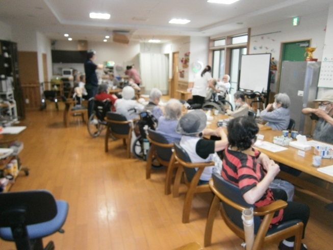 「入梅　　　交野市　老人ホーム　デイサービス　小林診療所」