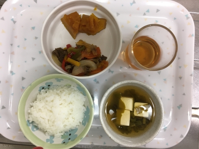 「谷史季保育園　今日の給食・おやつ６月１７日木曜日１７日」