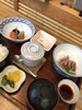 「《味の庄　伯備》今日の日替わりランチ「カツオのタタキ」」