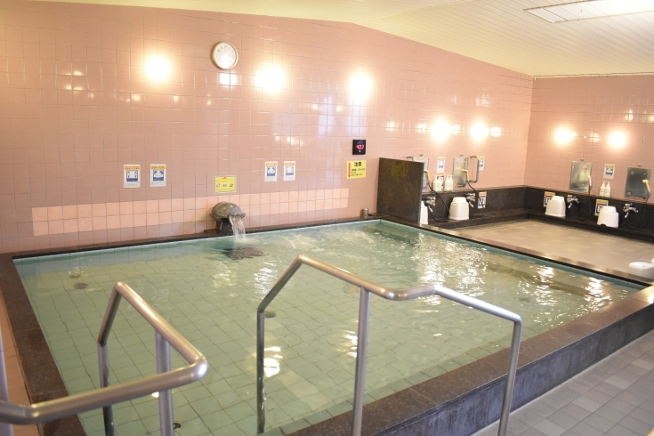 お風呂も大きい「お風呂だけでも効果ある？【京都市南区・京都テルサ・ジム・プール・こども・駐車場完備】」
