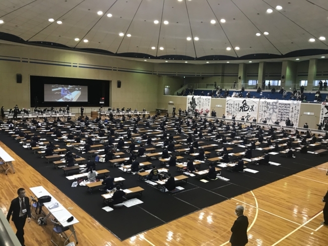 真剣勝負‼️参加することに意義がある‼️「四国中央市紙のまち新春競書大会　7年連続出場　7年連続入賞‼️ 現在高校1年生　男子　幼児から学研教室会員　勉強もスポーツも万能　熱心　取り組む姿勢　素直　上手になりました　作品展　えひめ子ども美術展」