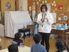 紙コップを使った実験？遊び道具を教えてもらいました「小学校職員による保育体験🏃」