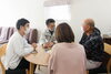 N様ご夫婦と対談中の様子「アノ、枚方つーしん、交野タイムズに紹介されました！」