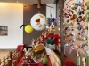 宮崎市細江つるし飾り趣味の会作「シーガイアオリジナルさげもん」も展示！「フェニックス・シーガイア・オーシャン・タワーの1階に雛飾りが登場！」