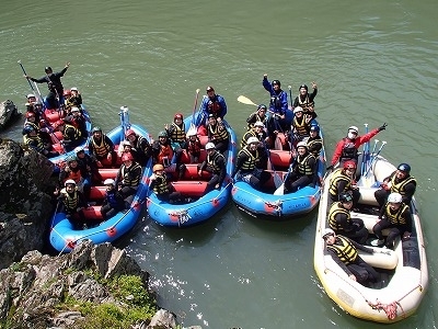 gw 保津川ラフティング盛り上がってます きらきらラフティングのニュース まいぷれ 京都市西京区 南区 gw 保津川ラフティング盛り上がってます きらきらラフティングのニュース まいぷれ 京都市西京区 南区