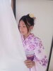 紫色が好き「初めての浴衣体験、和室でスナップ写真を」