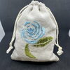 青い刺繍が夏らしい作品「新作ラッシュです(*´ω｀*)」