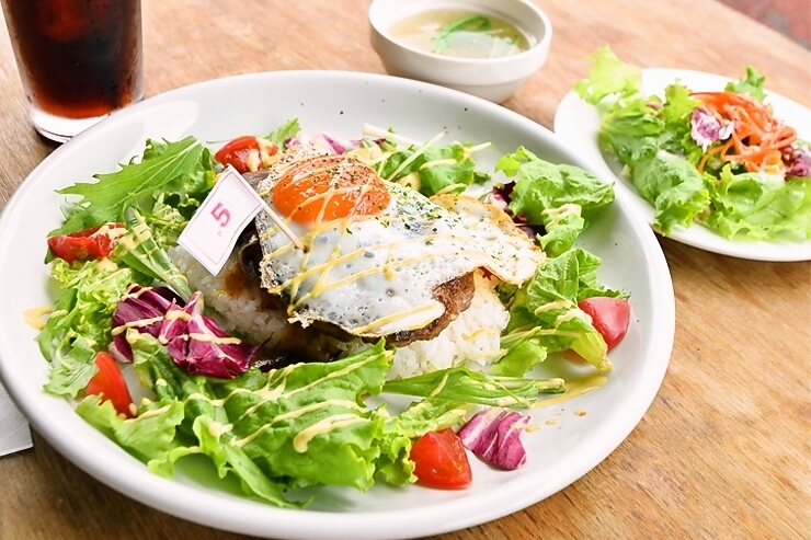 佐世保市万津町cafe 5 カフェドットファイブ の ドットファイブ スペシャルロコモコ 佐世保のランチおすすめ店 まいぷれ 佐世保 佐世保市万津町cafe 5 カフェドットファイブ の ドットファイブ スペシャルロコモコ 佐世保のランチおすすめ店 まいぷれ 佐世保