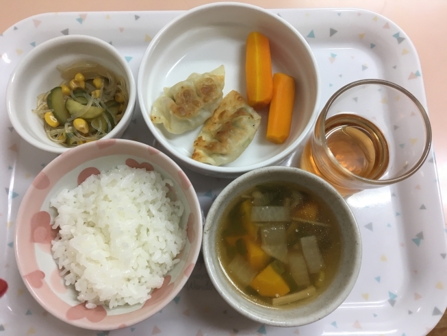 「谷史季保育園　今日の給食・おやつ　７月１４日水曜日」