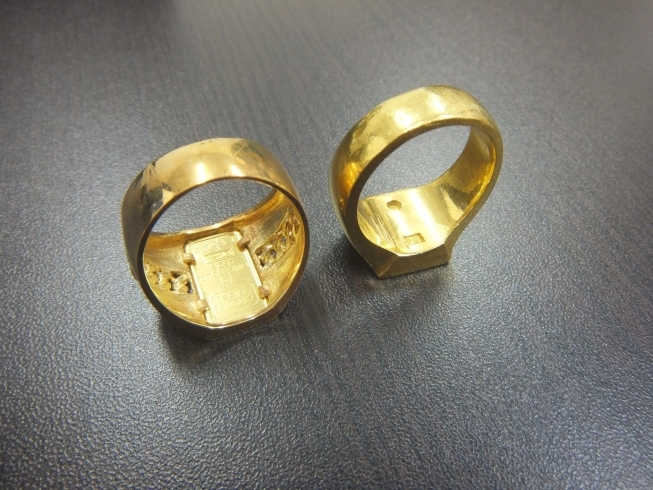 右側のリングは純金リング♪「純金のリング お買取りします 京成八幡 大吉本八幡店」