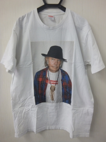 シュプリーム　ニールヤングTシャツ　Lサイズ♪「シュプリームTシャツ お買取りします 京成八幡 大吉本八幡店」