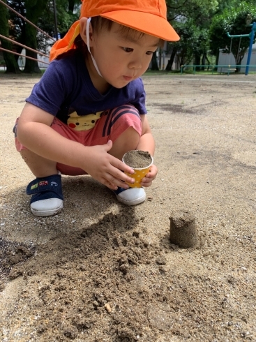 「砂遊び♪【アミュプラザ宮崎の近くにある保育園・病児保育・園児募集】」