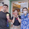 柔道世界一★これが金メダルじゃぁ〜！ウルフアロン選手＆からあげ専門店『Tiki Tiki（チキチキ）』さん♪