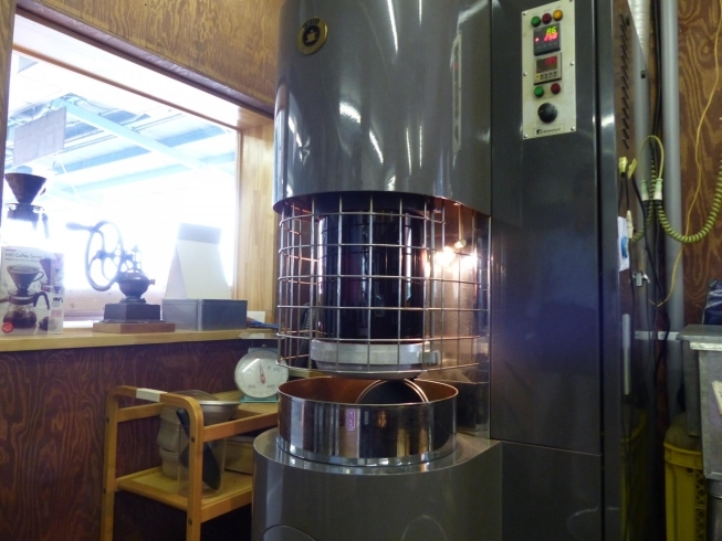 「ビーンズハウスプラスカフェ」コーヒー生豆の焙煎と販売及び喫茶