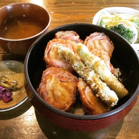 「麩カツ丼」