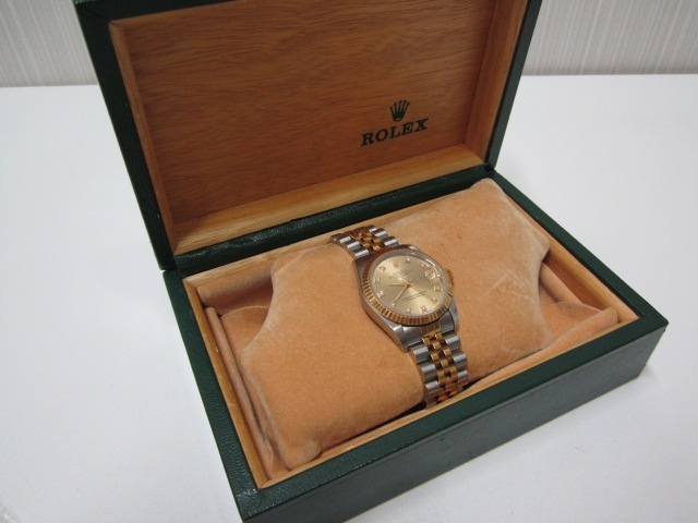 「伊丹市東野のお客様。ロレックスのお買取り！腕時計を売るなら、おたからやJR伊丹店まで！」