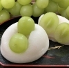 「本日からぶどう大福始まりました！」