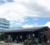 「店の屋根を瓦葺きにしました✨」