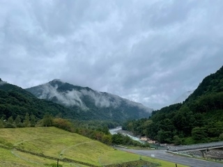 松原スポーツ公園 雨が降ってます「9月8日 本日は雨です。気温18℃ 【木曽 遊び 林鉄バイク 王滝村 御嶽山 E-MTBレンタル】」